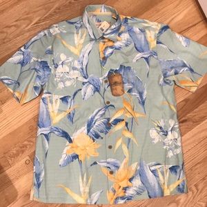NWT Tommy Bahama Hawaiian shirt